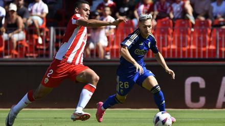 Resumen, goles y highlights del Almería 3 - 3 Granada de la jornada 8 de LaLiga EA Sports