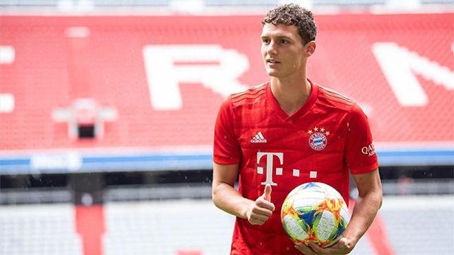 Pavard ya viste la camiseta del Bayern Pavard ya viste la camiseta del Bayern