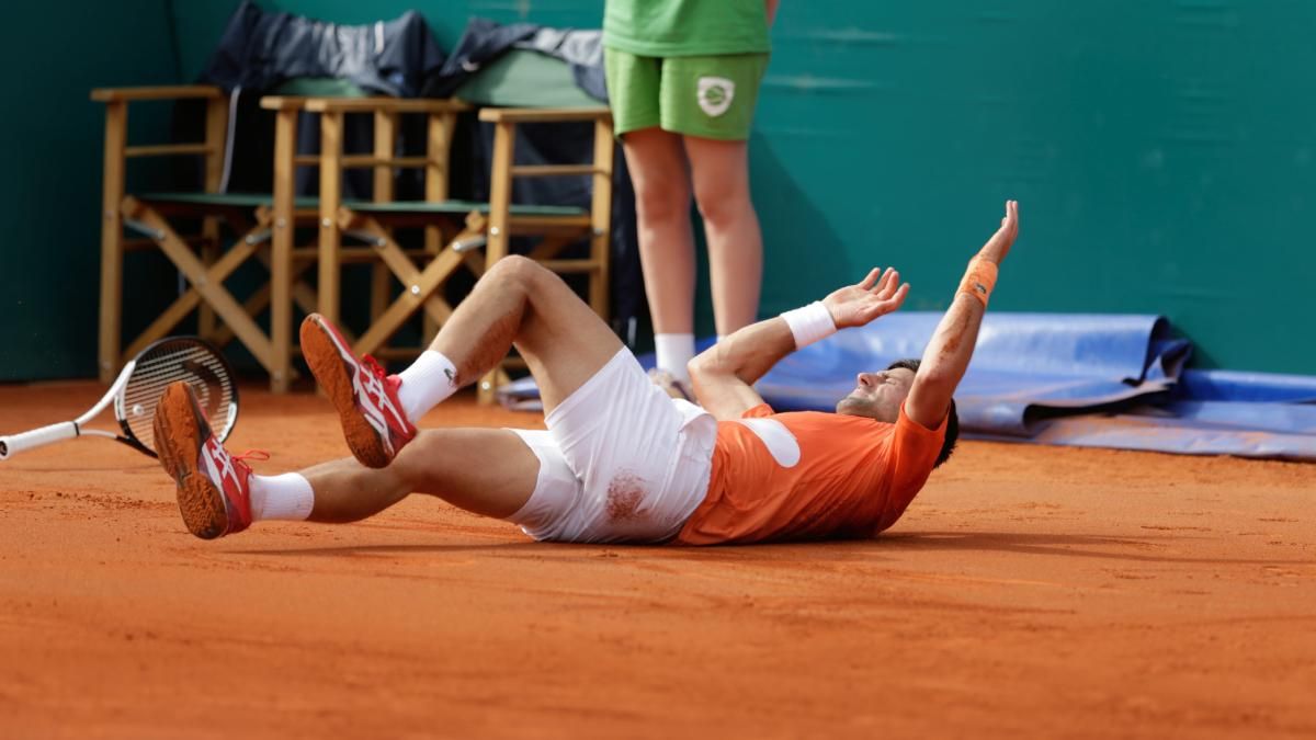 Djokovic pasó un mal trago en la final de Belgrado Djokovic pasó un mal trago en la final de Belgrado