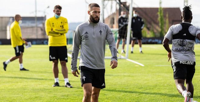 David Juncà en un entrenamiento con el Celta de Vigo David Juncà en un entrenamiento con el Celta de Vigo