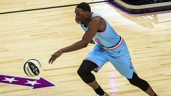 Adebayo lidera a la ‘unidad B’ de Miami y hunde a los Nets de Durant