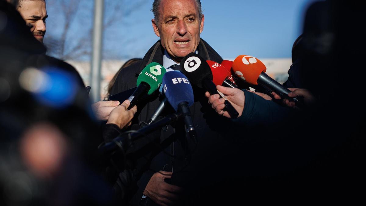 Campamentos Gürtel |  Francisco Camps se encara con Francisco Correa tras la confesión del empresario en el juicio