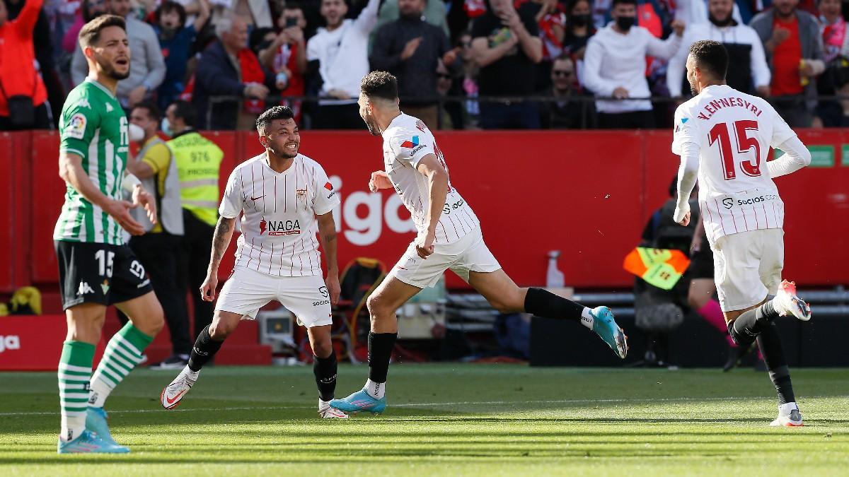 Munir celebra el segundo tanto del Sevilla