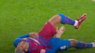 Real Sociedad - FC Barcelona | Así se lesionó Ronald Araujo de la rodilla