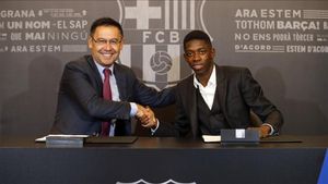 Bartomeu presentó al futbolista más caro de la historia del Barcelona Bartomeu presentó al futbolista más caro de la historia del Barcelona