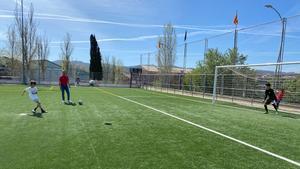Uno de los 420 penaltis que se lanzaron en el Campo Municipal de Fútbol de Can Magí