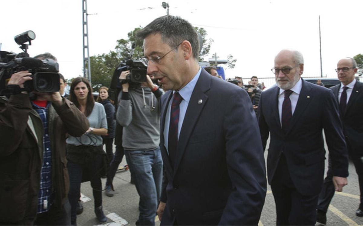 Bartomeu le pidió a Florentino Pérez el Bernabéu Bartomeu le pidió a Florentino Pérez el Bernabéu