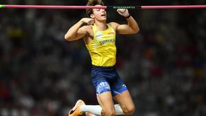 Armand Duplantis sigue sin rival en pértiga