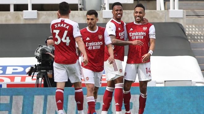 Aubameyang anotó el segundo gol del partido Aubameyang anotó el segundo gol del partido