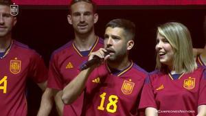 Jordi Alba: Me gustaría dar las gracias al anterior staff con Luis Enrique y al anterior capitán, Busquets