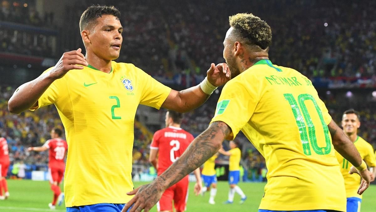 Thiago Silva y Neymar, con la canarinha Thiago Silva y Neymar, con la canarinha