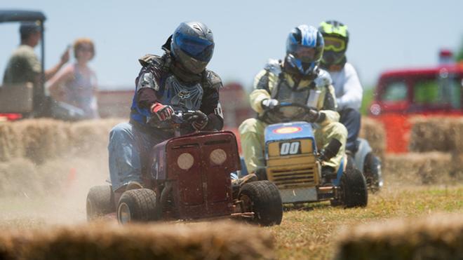 Las carreras en cortacésped ya son una realidad