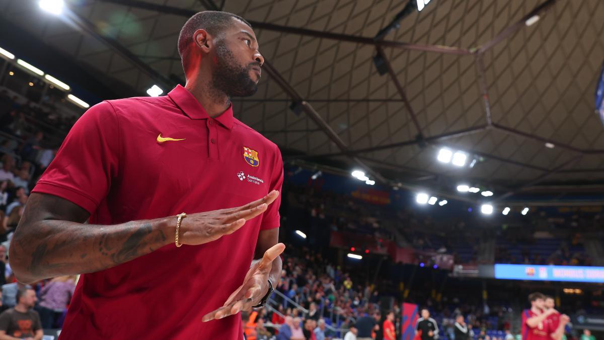 Cesta del Barça | Higgins podría seguir en el Barça Cesta del Barça | Higgins podría seguir en el Barça