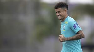 Coutinho: Xavi fue un grandísimo jugador, un ídolo