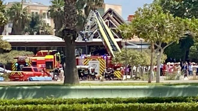 Denuncian el uso de cuatro vehículos de bomberos para la boda de un agente en Málaga