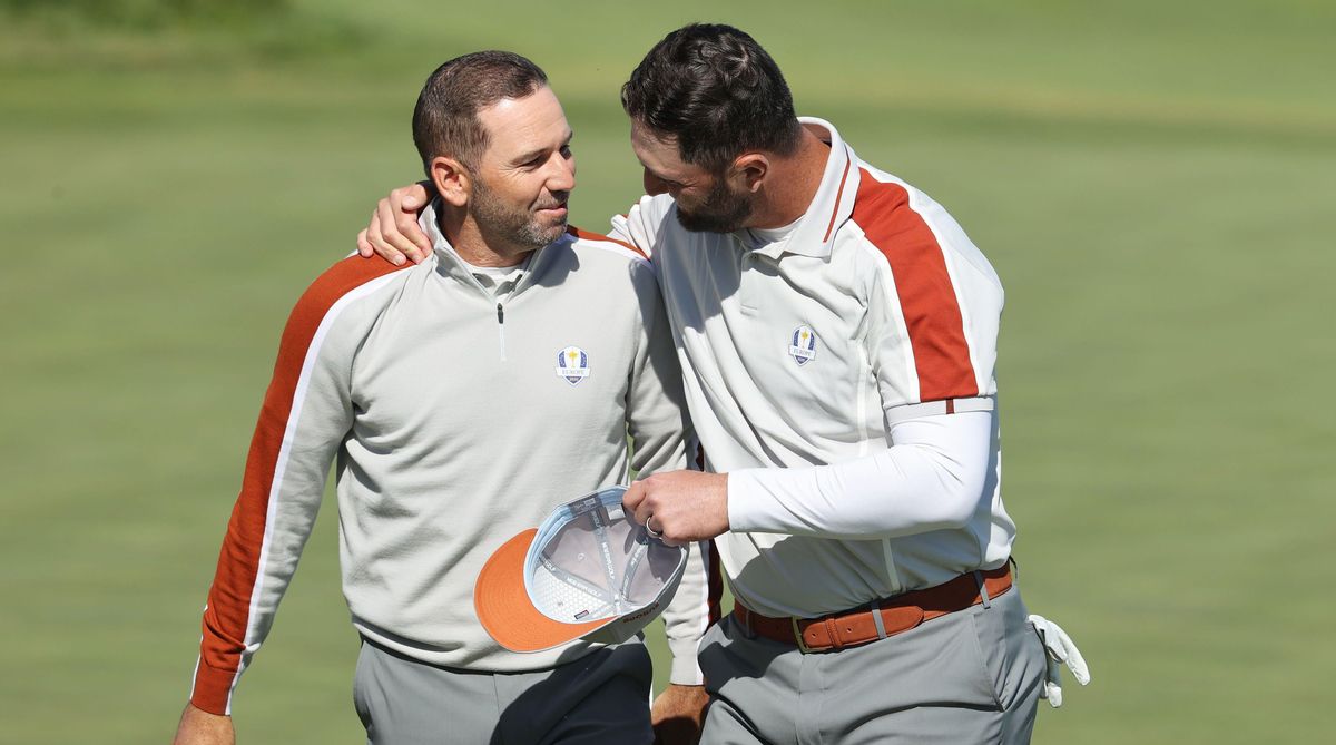 Jon y Sergio siguen disfrutando de su juego en pareja pero el resto no les siguen Jon y Sergio siguen disfrutando de su juego en pareja pero el resto no les siguen