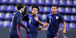 Reyna, autor del 1-1 de Estados Unidos Reyna, autor del 1-1 de Estados Unidos