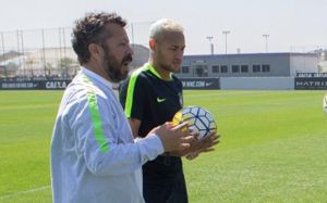 Neymar, en las instalaciones del Corinthians Neymar, en las instalaciones del Corinthians