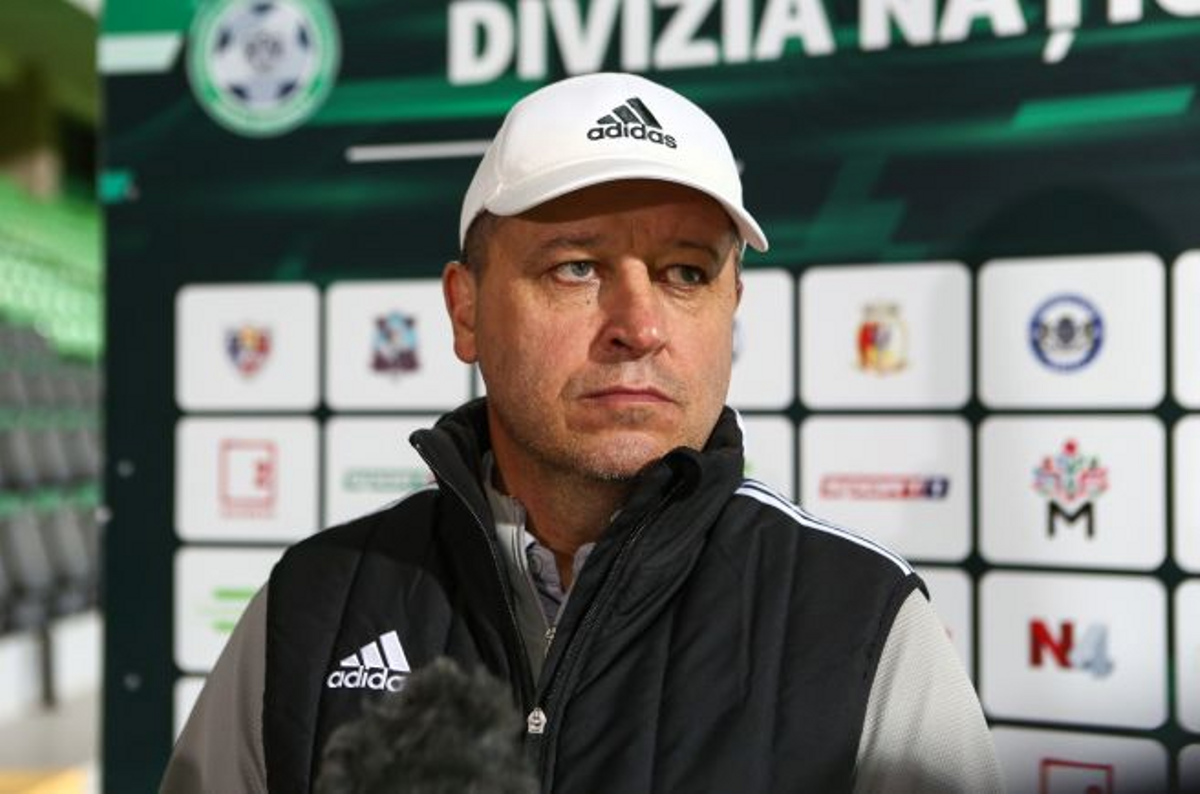 Yuri Vernidub, entrenador del Sheriff Yuri Vernidub, entrenador del Sheriff