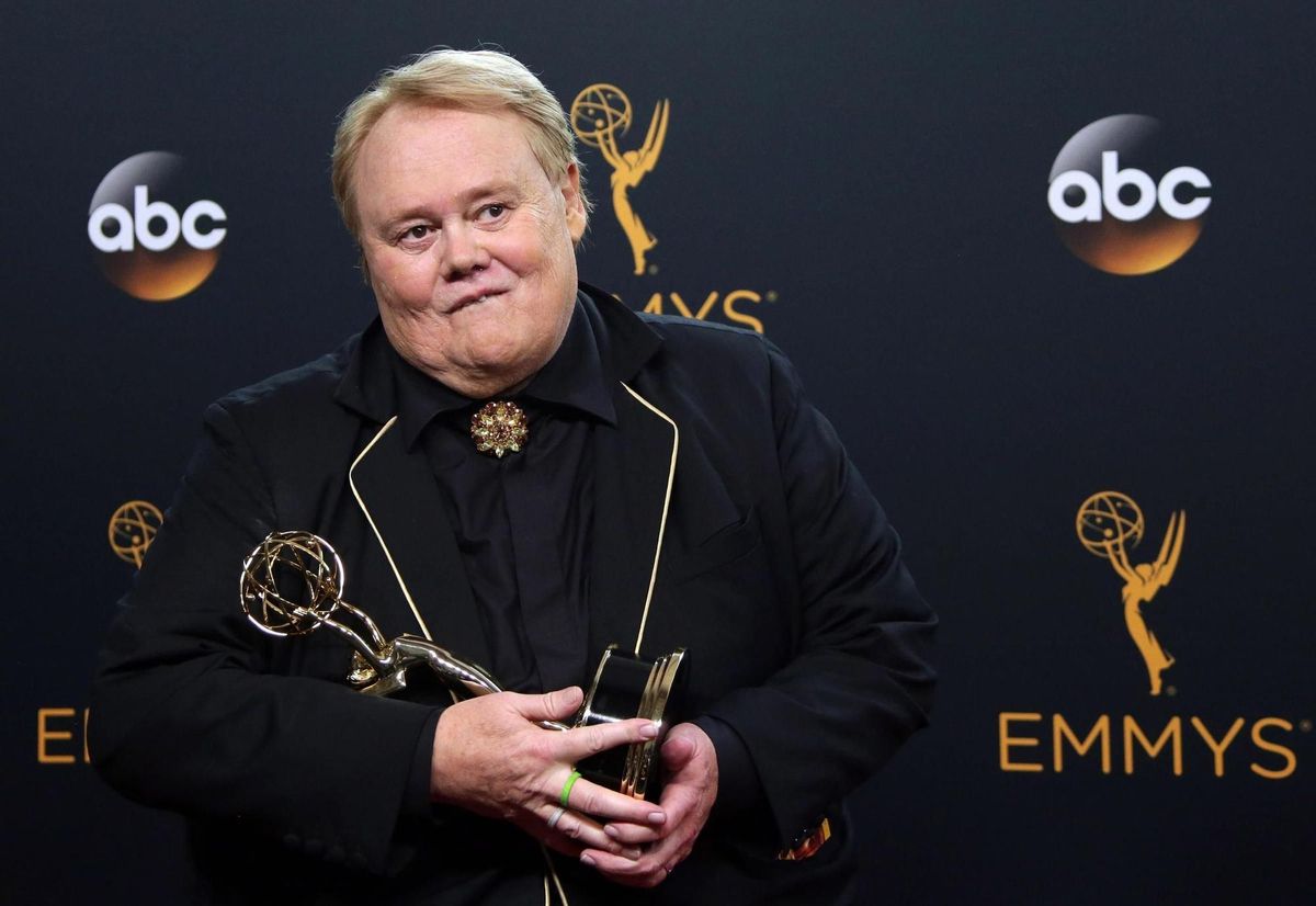 El comediante y actor Louie Anderson muere de cáncer a los 68 años El comediante y actor Louie Anderson muere de cáncer a los 68 años
