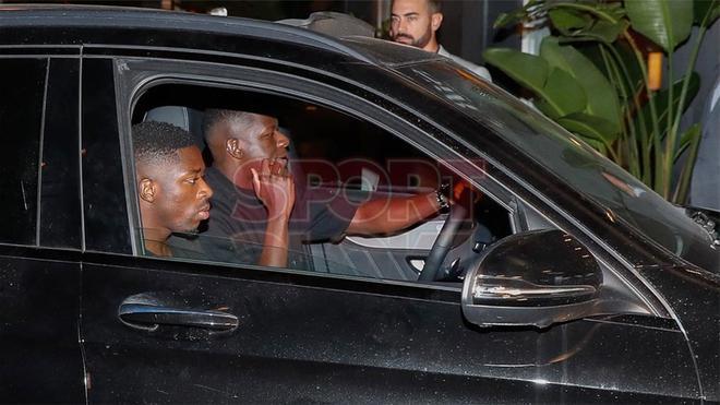 Así fue la llegada de los jugadores del FC Barcelona a la cena de conjura