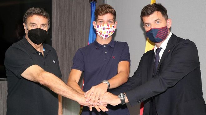 Estanislau Pedrola ficha por el Juvenil A del FC Barcelona Estanislau Pedrola ficha por el Juvenil A del FC Barcelona