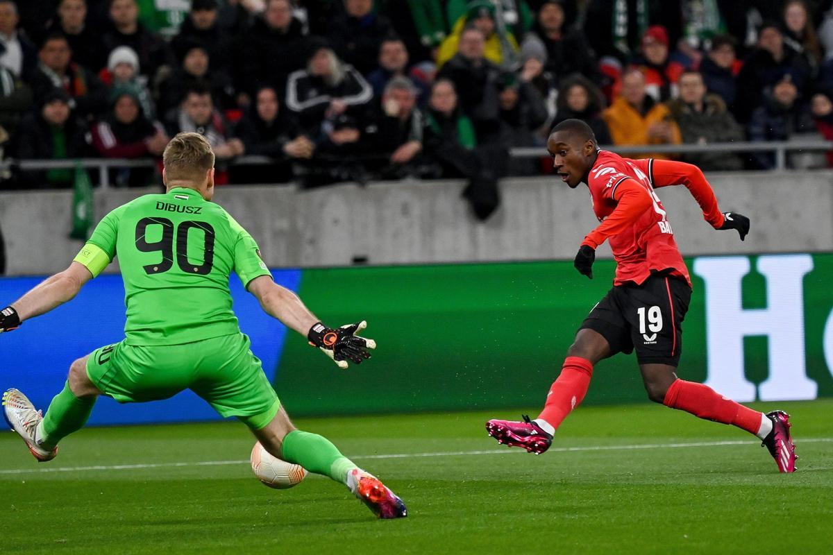 Ferencváros - Bayer Lekerkusen: El gol de Moussa Diaby
