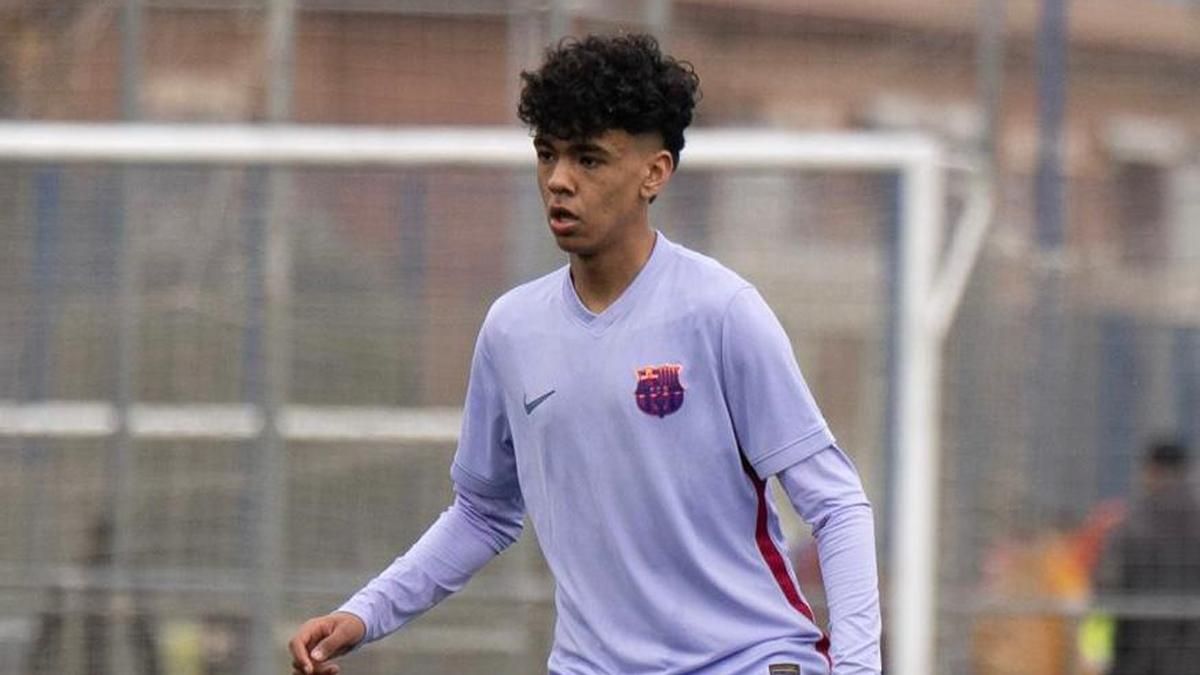 Adam Aznou, el lateral izquierdo del futuro del Barça Adam Aznou, el lateral izquierdo del futuro del Barça
