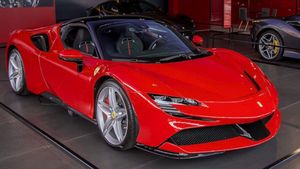 Solicita ayuda para el COVID-19 y se compra un Ferrari con ese dinero Solicita ayuda para el COVID-19 y se compra un Ferrari con ese dinero