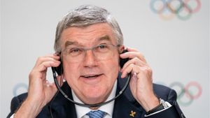 Bach explica como ayudar a salir de la crisis Bach explica como ayudar a salir de la crisis