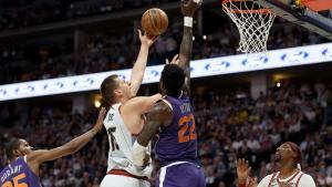 Jokic, otra exhibición ante los Suns