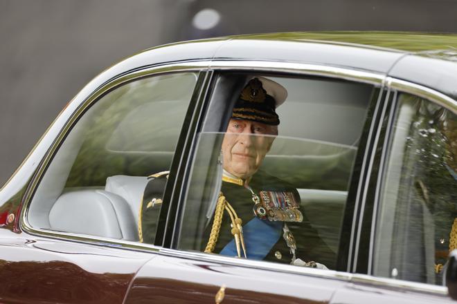 El polémico gesto de Carlos III que ha hecho que las redes sociales le acusen de racismo