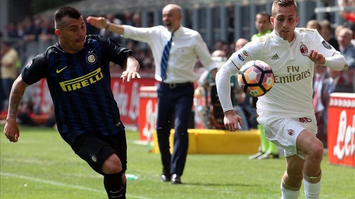 Deulofeu deslumbra en sus primeros partidos con el Milan Deulofeu deslumbra en sus primeros partidos con el Milan
