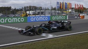 Gran victoria de Lewis Hamilton en el circuito de Nurburgring Gran victoria de Lewis Hamilton en el circuito de Nurburgring