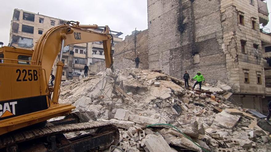 Los geólogos advierten que un tsunami derivado del terremoto de Turquía podría llegar a Baleares Los geólogos advierten que un tsunami derivado del terremoto de Turquía podría llegar a Baleares