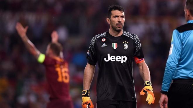 Buffon se mantiene al frente de la clasificación histórica: 52,9 millones de euros Buffon se mantiene al frente de la clasificación histórica: 52,9 millones de euros
