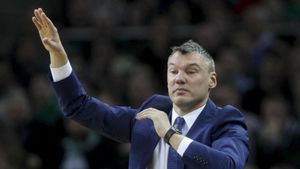 Sarunas Jasikevicius, tan genial en el banquillo como en la pista Sarunas Jasikevicius, tan genial en el banquillo como en la pista