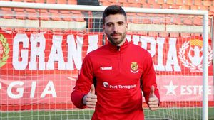 José Aurelio Suárez ya posa como grana José Aurelio Suárez ya posa como grana