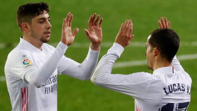Fede Valverde, junto a Lucas Vázquez Fede Valverde, junto a Lucas Vázquez