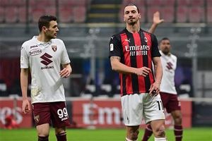 Ibrahimovic puede volver a ser titular en liga Ibrahimovic puede volver a ser titular en liga