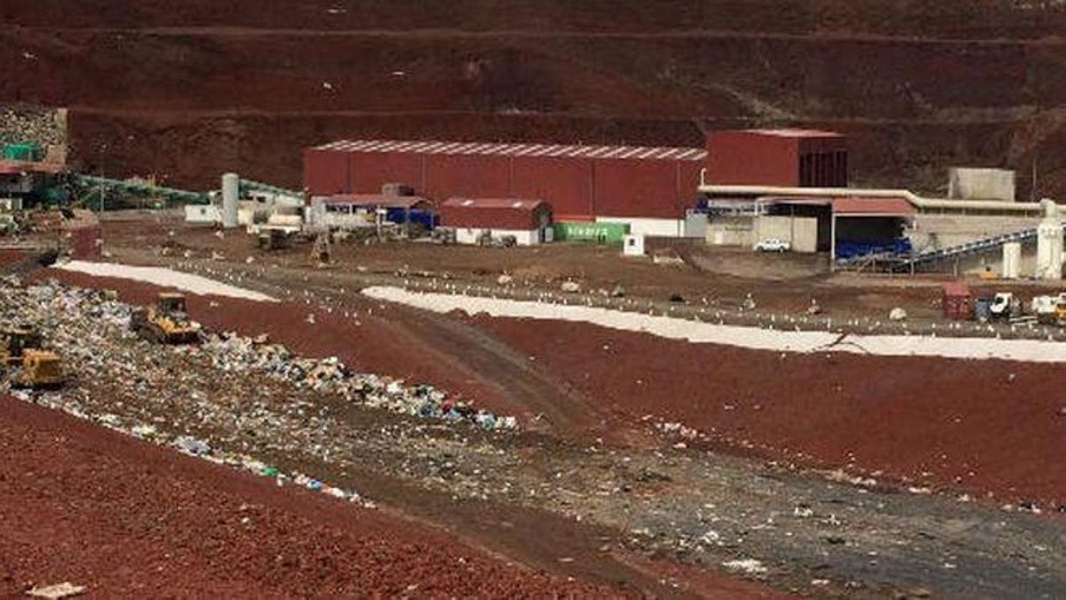 Unos operarios hallan un feto en una planta de residuos en Lanzarote. Unos operarios hallan un feto en una planta de residuos en Lanzarote.