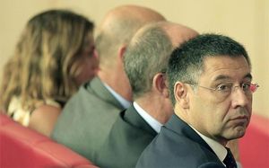 La afición castiga a la Junta actual y pide elecciones La afición castiga a la Junta actual y pide elecciones