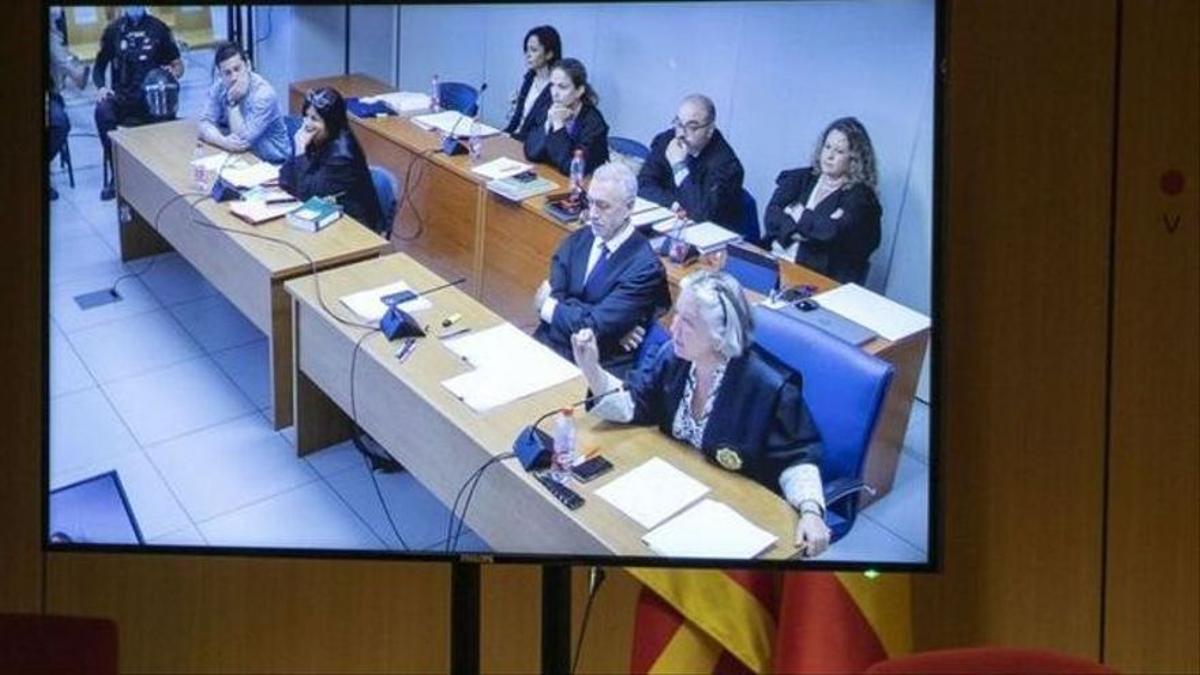 Juicio Marta Calvo: Las siete muestras de ADN de Marta Calvo en la escena del crimen, hoy en el juicio. /  ED