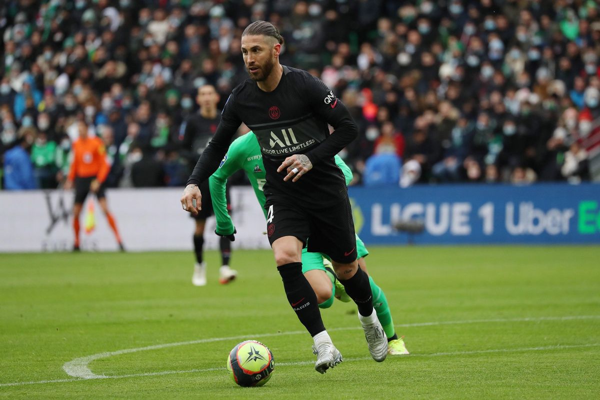 Sergio Ramos: 40M € en 2012 | Jugador del Paris Saint-Germain 8M € (36 años) Sergio Ramos: 40M € en 2012 | Jugador del Paris Saint-Germain 8M € (36 años)