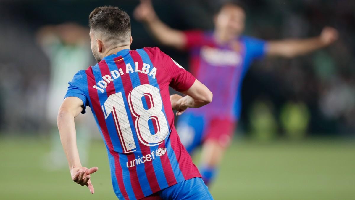 Jordi Alba fue decisivo en el Benito Villamarín: asistencia y gol
