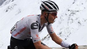 Kelderman, nuevo líder del Giro dItalia Kelderman, nuevo líder del Giro dItalia