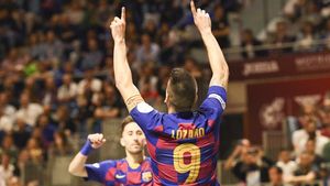 Sergio Lozano marcó el 2-0 y se lesionó en el muslo tras el descanso Sergio Lozano marcó el 2-0 y se lesionó en el muslo tras el descanso