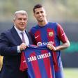 Joao Cancelo ya ha sido presentado como nuevo jugador del Barça