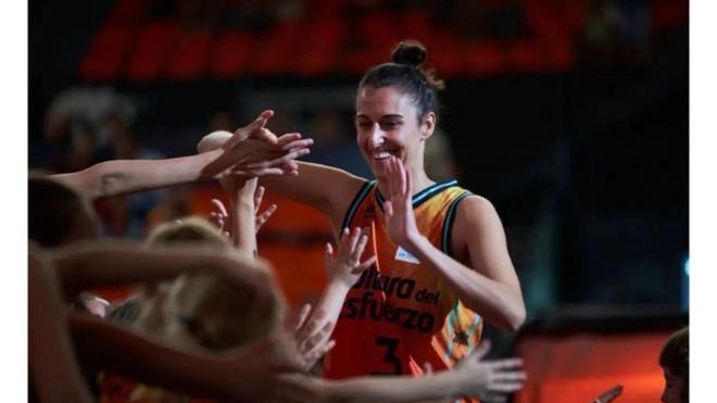 Alba Torrens: «He vuelto a España para disfrutar del baloncesto con la afición»