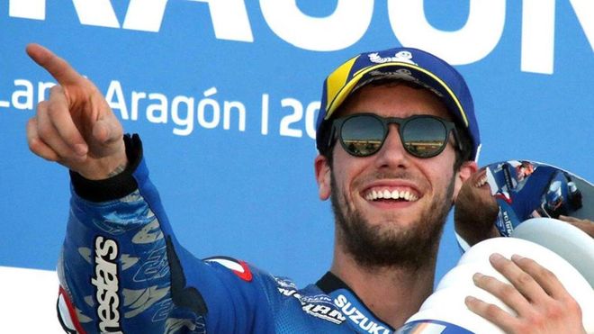 Rins, en el podio del GP de Aragón Rins, en el podio del GP de Aragón